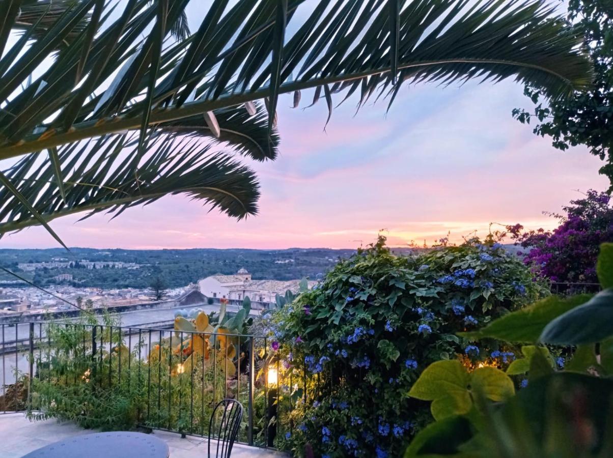 Trigona Garden Suite Noto Kültér fotó