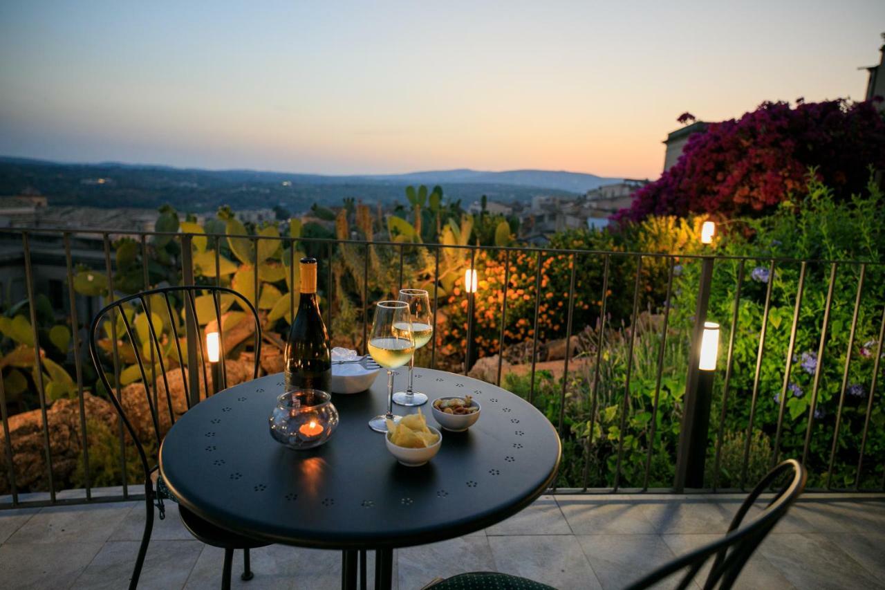 Trigona Garden Suite Noto Kültér fotó